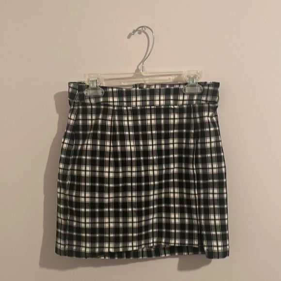 Garage Plaid Miniskirt - Picture 1 of 3